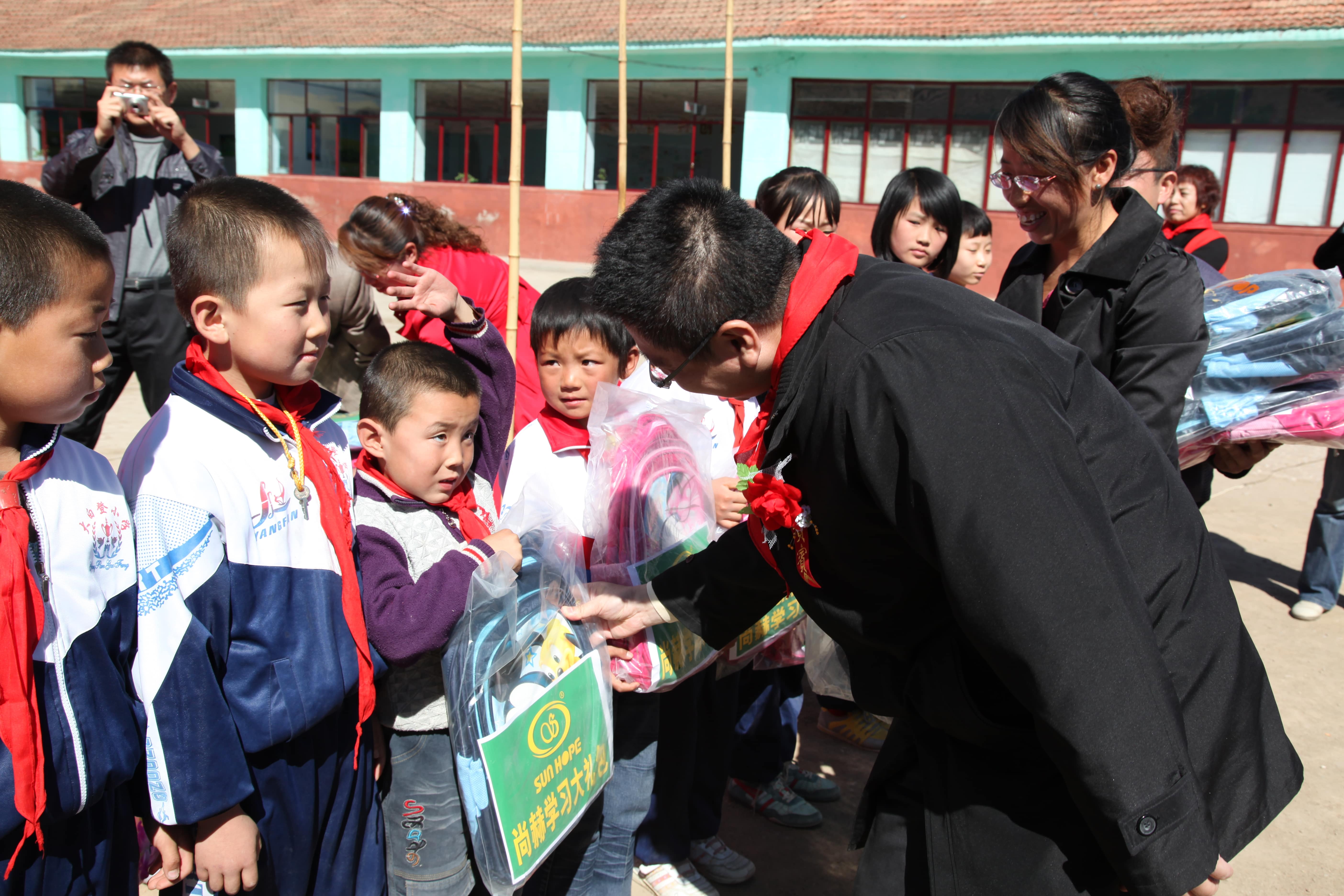 第11所 大同市大白登多宝网页版渠腊梅小学 第11所 大同市大白登多宝网页版渠腊梅小学